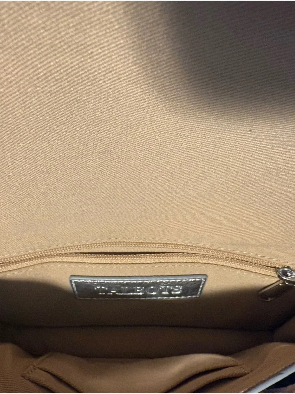 Talbots NWOT Crinkle Metallic Leather‎ Wristlet